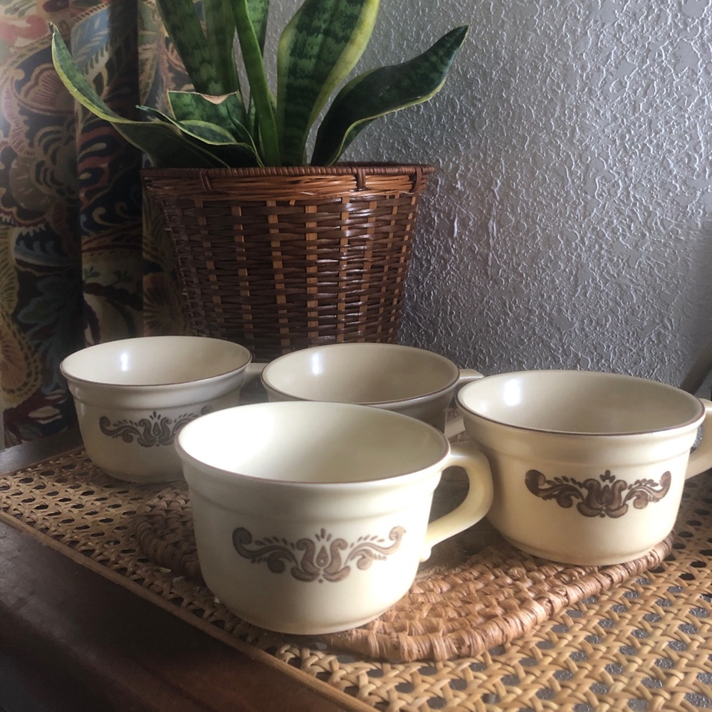 Pfaltzgraff Vintage "Village" Stoneware Coffee Cups Mugs Set of 4